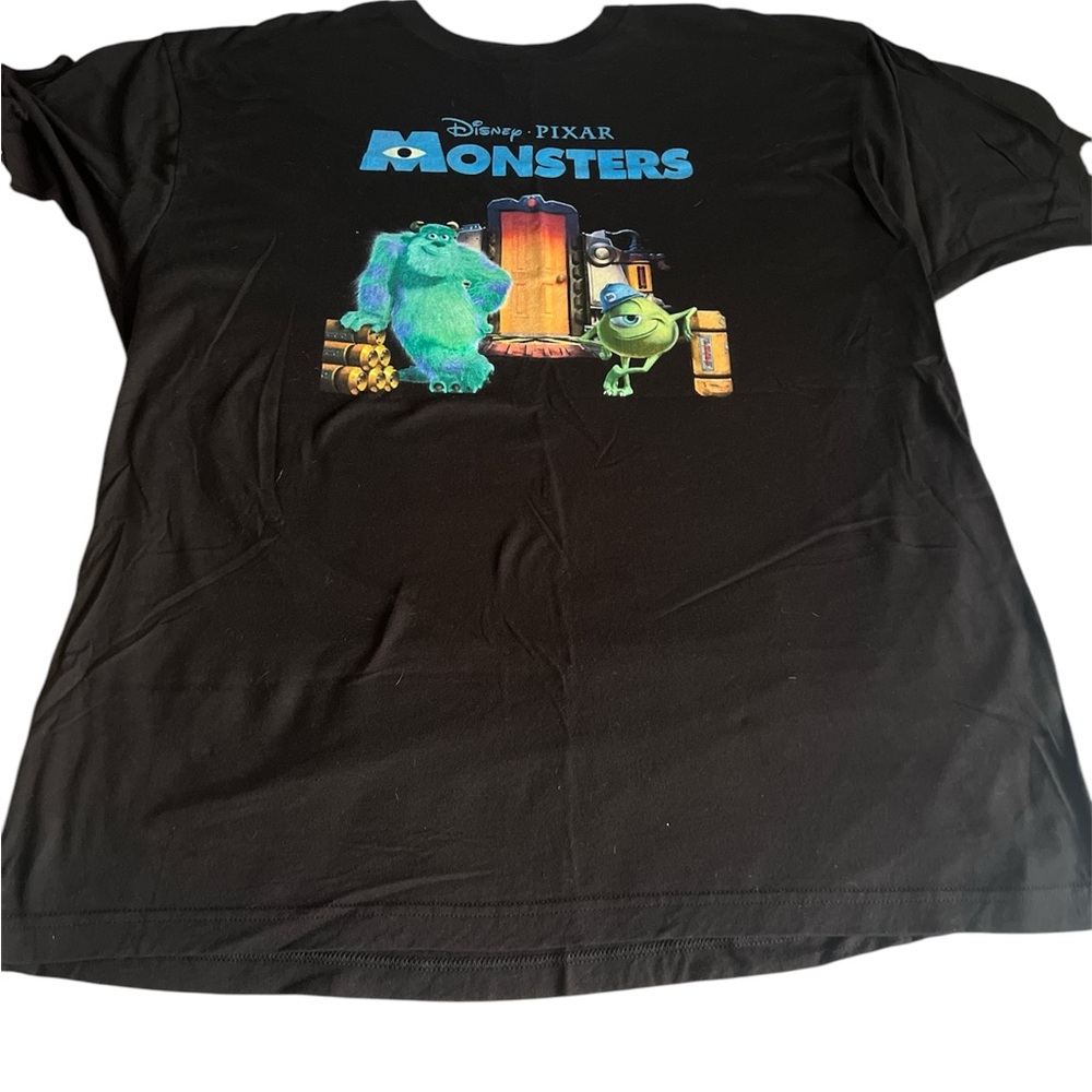 Monsters Inc shirt Men’s/Unisex